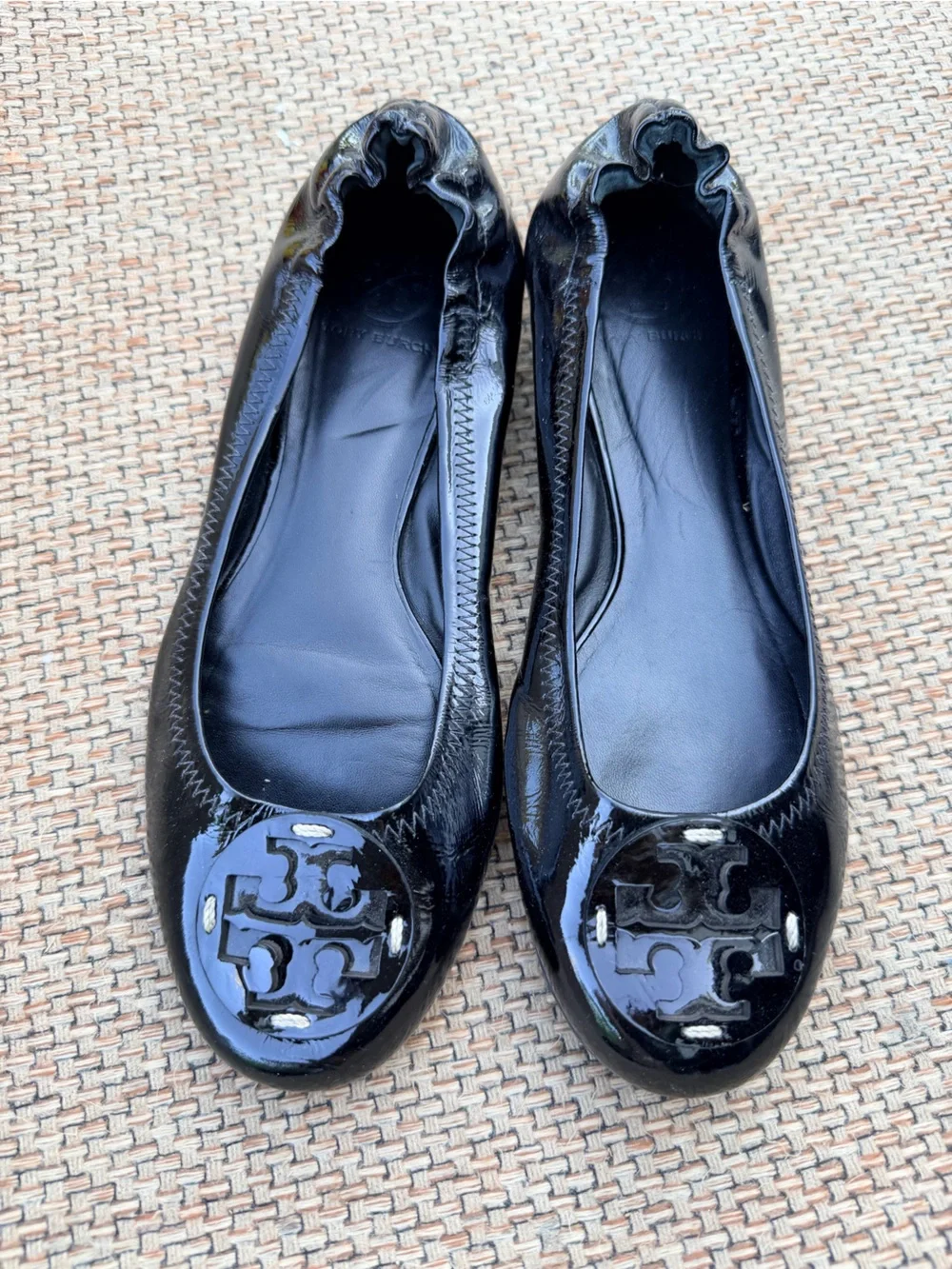 Tory Burch Black Patent Leather Logo Round-Toe Ballet Flats